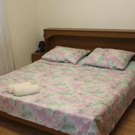 בית נופש Seaside House Preko, Ugljan - 12078 *